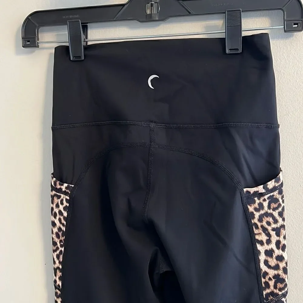 Zyia Active Brilliant Leopard Leggings Black Pocket High-Rise Women’s 4
